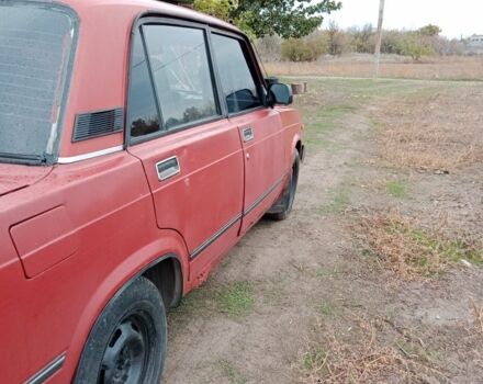 Красный ВАЗ 2107, объемом двигателя 1.5 л и пробегом 31 тыс. км за 336 $, фото 4 на Automoto.ua