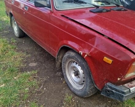 Красный ВАЗ 2107, объемом двигателя 1.5 л и пробегом 234 тыс. км за 591 $, фото 5 на Automoto.ua