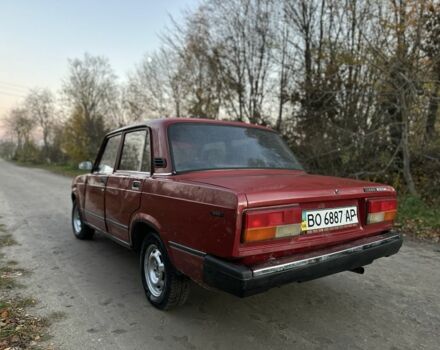 Красный ВАЗ 2107, объемом двигателя 1.5 л и пробегом 90 тыс. км за 450 $, фото 4 на Automoto.ua