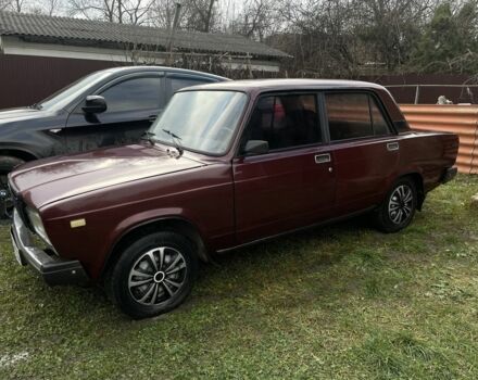 Красный ВАЗ 2107, объемом двигателя 1.5 л и пробегом 140 тыс. км за 1500 $, фото 4 на Automoto.ua