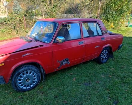 Красный ВАЗ 2107, объемом двигателя 1.6 л и пробегом 737 тыс. км за 550 $, фото 2 на Automoto.ua