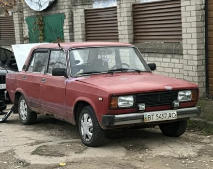 Красный ВАЗ 2107, объемом двигателя 1.3 л и пробегом 80 тыс. км за 380 $, фото 2 на Automoto.ua