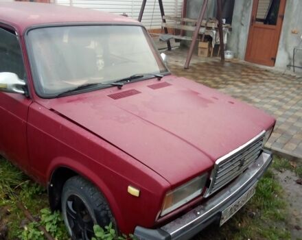 Красный ВАЗ 2107, объемом двигателя 1 л и пробегом 1 тыс. км за 500 $, фото 5 на Automoto.ua