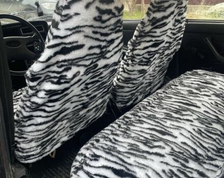 Красный ВАЗ 2107, объемом двигателя 1.5 л и пробегом 140 тыс. км за 1500 $, фото 2 на Automoto.ua