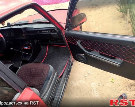 Красный ВАЗ 2107, объемом двигателя 1.5 л и пробегом 0 тыс. км за 1100 $, фото 4 на Automoto.ua
