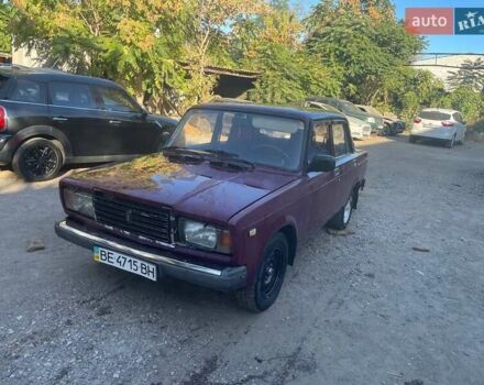 Красный ВАЗ 2107, объемом двигателя 1.57 л и пробегом 360 тыс. км за 1000 $, фото 4 на Automoto.ua