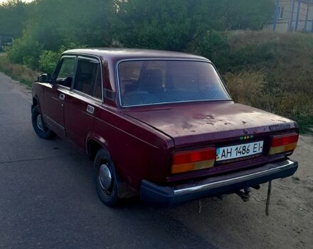 Красный ВАЗ 2107, объемом двигателя 1.5 л и пробегом 180 тыс. км за 500 $, фото 3 на Automoto.ua