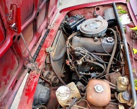 Красный ВАЗ 2107, объемом двигателя 1.5 л и пробегом 0 тыс. км за 650 $, фото 3 на Automoto.ua