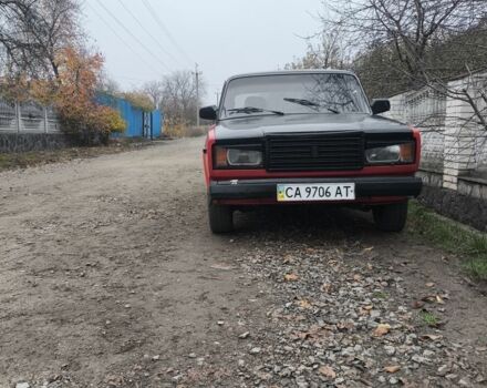 Красный ВАЗ 2107, объемом двигателя 1.5 л и пробегом 62 тыс. км за 550 $, фото 2 на Automoto.ua