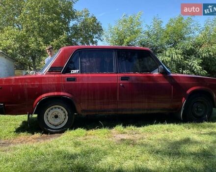 Красный ВАЗ 2107, объемом двигателя 1.5 л и пробегом 98 тыс. км за 1300 $, фото 1 на Automoto.ua