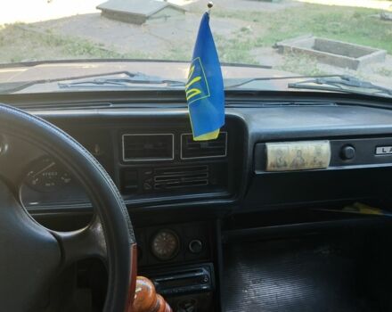 Красный ВАЗ 2107, объемом двигателя 1 л и пробегом 95 тыс. км за 715 $, фото 3 на Automoto.ua