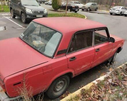 Красный ВАЗ 2107, объемом двигателя 1.5 л и пробегом 200 тыс. км за 592 $, фото 1 на Automoto.ua