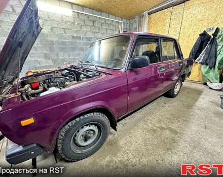 Червоний ВАЗ 2107, об'ємом двигуна 1.5 л та пробігом 0 тис. км за 650 $, фото 2 на Automoto.ua