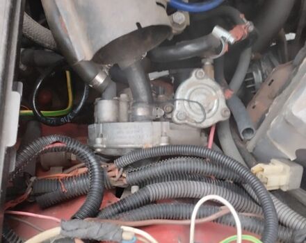 Красный ВАЗ 2107, объемом двигателя 1.5 л и пробегом 200 тыс. км за 592 $, фото 7 на Automoto.ua