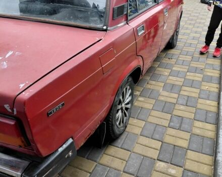 Красный ВАЗ 2107, объемом двигателя 1.7 л и пробегом 1000 тыс. км за 400 $, фото 1 на Automoto.ua