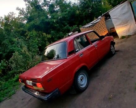 ВАЗ 2107 1996 у Новомосковске на Automoto.ua Червоний ВАЗ 2107, об'ємом двигуна 1.5 л та пробігом 200 тис. км за 1200 $, фото 2 на Automoto.ua