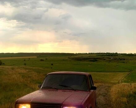 Красный ВАЗ 2107, объемом двигателя 1.5 л и пробегом 0 тыс. км за 255 $, фото 3 на Automoto.ua