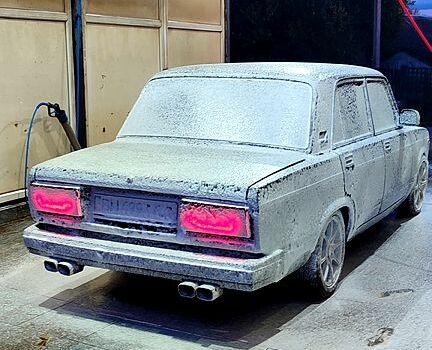 Красный ВАЗ 2107, объемом двигателя 1.5 л и пробегом 211 тыс. км за 1900 $, фото 2 на Automoto.ua