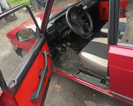 ВАЗ 2107 1996 в Белогорье на Automoto.ua Красный ВАЗ 2107, объемом двигателя 1.5 л и пробегом 140 тыс. км за 1200 $, фото 7 на Automoto.ua