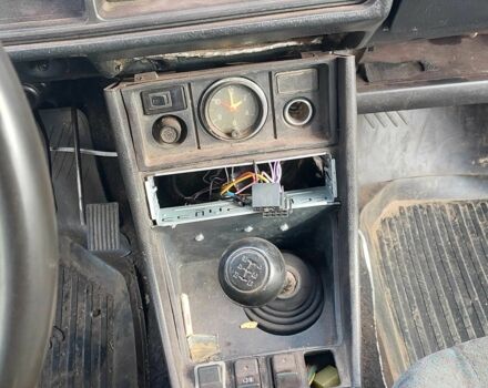 Красный ВАЗ 2107, объемом двигателя 1.5 л и пробегом 3 тыс. км за 499 $, фото 4 на Automoto.ua