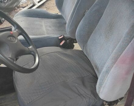 Красный ВАЗ 2107, объемом двигателя 1.5 л и пробегом 3 тыс. км за 499 $, фото 9 на Automoto.ua