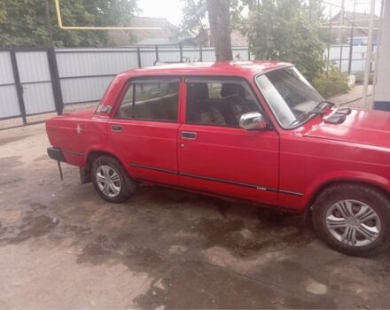 Червоний ВАЗ 2107, об'ємом двигуна 1.5 л та пробігом 300 тис. км за 950 $, фото 1 на Automoto.ua