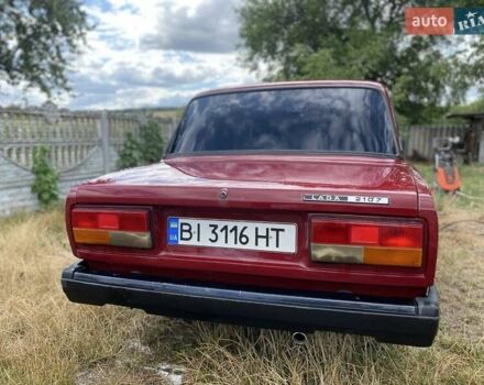 Красный ВАЗ 2107, объемом двигателя 1.5 л и пробегом 98 тыс. км за 1300 $, фото 2 на Automoto.ua