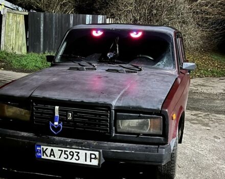 Красный ВАЗ 2107, объемом двигателя 1.6 л и пробегом 1 тыс. км за 663 $, фото 4 на Automoto.ua