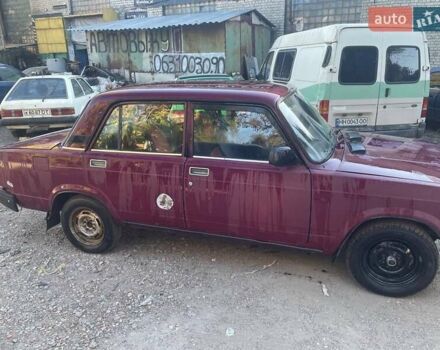 Красный ВАЗ 2107, объемом двигателя 1.57 л и пробегом 360 тыс. км за 1000 $, фото 2 на Automoto.ua