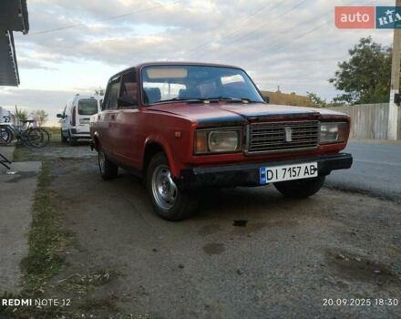 Красный ВАЗ 2107, объемом двигателя 1.5 л и пробегом 100 тыс. км за 600 $, фото 5 на Automoto.ua