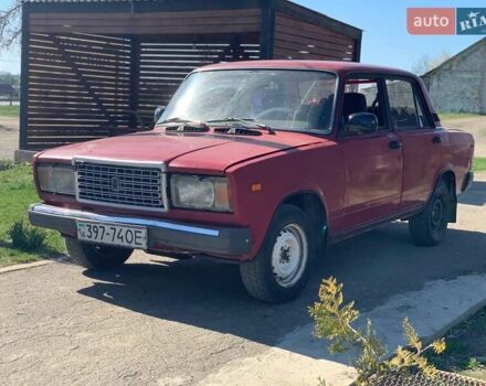 Красный ВАЗ 2107, объемом двигателя 1.6 л и пробегом 10 тыс. км за 480 $, фото 4 на Automoto.ua
