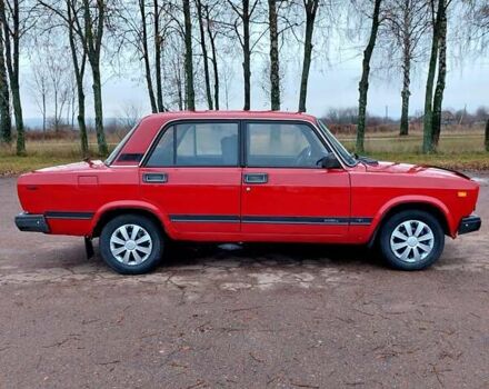 Красный ВАЗ 2107, объемом двигателя 1.5 л и пробегом 97 тыс. км за 1300 $, фото 7 на Automoto.ua
