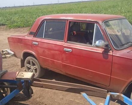 Червоний ВАЗ 2107, об'ємом двигуна 0 л та пробігом 100 тис. км за 500 $, фото 2 на Automoto.ua
