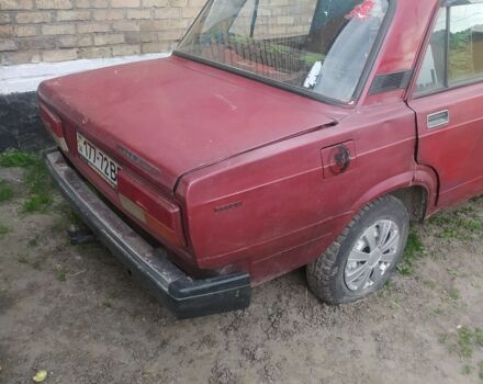 Красный ВАЗ 2107, объемом двигателя 1.5 л и пробегом 165 тыс. км за 16000 $, фото 2 на Automoto.ua