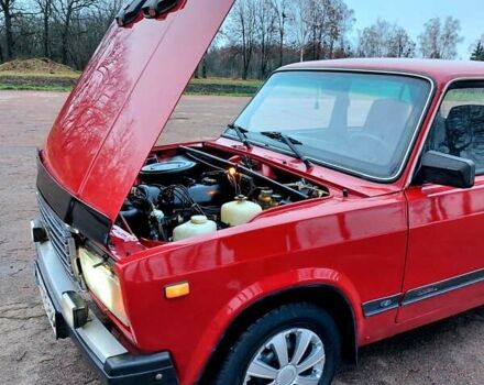 Красный ВАЗ 2107, объемом двигателя 1.5 л и пробегом 97 тыс. км за 1300 $, фото 49 на Automoto.ua