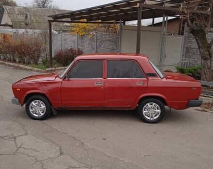 Красный ВАЗ 2107, объемом двигателя 1.5 л и пробегом 98 тыс. км за 615 $, фото 4 на Automoto.ua