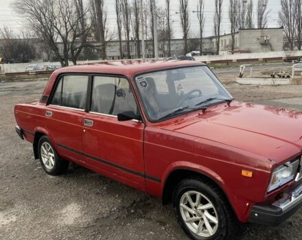Красный ВАЗ 2107, объемом двигателя 1.5 л и пробегом 62 тыс. км за 899 $, фото 2 на Automoto.ua