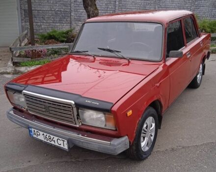 Красный ВАЗ 2107, объемом двигателя 1.5 л и пробегом 98 тыс. км за 615 $, фото 5 на Automoto.ua