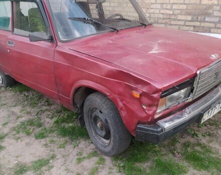 Красный ВАЗ 2107, объемом двигателя 1.5 л и пробегом 165 тыс. км за 16000 $, фото 1 на Automoto.ua