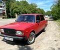Красный ВАЗ 2107, объемом двигателя 1.5 л и пробегом 200 тыс. км за 1050 $, фото 1 на Automoto.ua