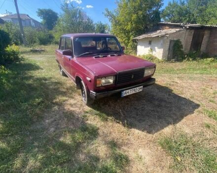 ВАЗ 2107 1998 в Краматорске на Automoto.ua Красный ВАЗ 2107, объемом двигателя 1.5 л и пробегом 222 тыс. км за 557 $, фото 2 на Automoto.ua