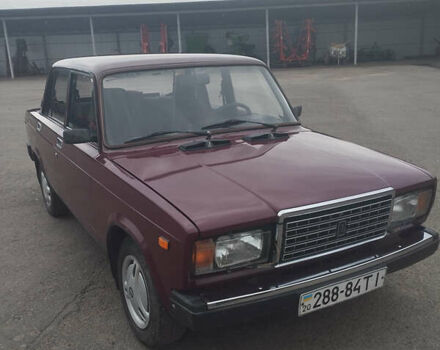 Красный ВАЗ 2107, объемом двигателя 0 л и пробегом 120 тыс. км за 1350 $, фото 2 на Automoto.ua