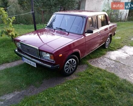 Красный ВАЗ 2107, объемом двигателя 1.5 л и пробегом 230 тыс. км за 1150 $, фото 5 на Automoto.ua