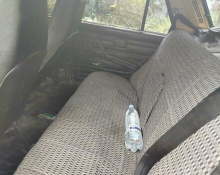 Красный ВАЗ 2107, объемом двигателя 1.5 л и пробегом 201 тыс. км за 650 $, фото 4 на Automoto.ua