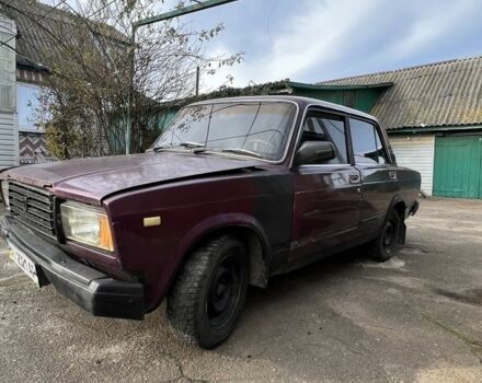 Красный ВАЗ 2107, объемом двигателя 1.6 л и пробегом 5 тыс. км за 430 $, фото 4 на Automoto.ua