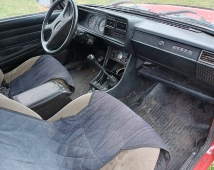 Красный ВАЗ 2107, объемом двигателя 1.5 л и пробегом 82 тыс. км за 1100 $, фото 6 на Automoto.ua