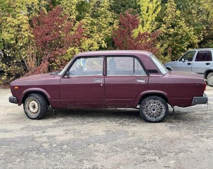 Красный ВАЗ 2107, объемом двигателя 1.5 л и пробегом 100 тыс. км за 599 $, фото 1 на Automoto.ua