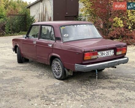 Красный ВАЗ 2107, объемом двигателя 1.5 л и пробегом 100 тыс. км за 599 $, фото 2 на Automoto.ua