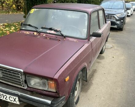 Красный ВАЗ 2107, объемом двигателя 1.5 л и пробегом 135 тыс. км за 1100 $, фото 3 на Automoto.ua