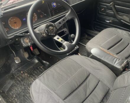 Красный ВАЗ 2107, объемом двигателя 1.5 л и пробегом 150 тыс. км за 1200 $, фото 2 на Automoto.ua